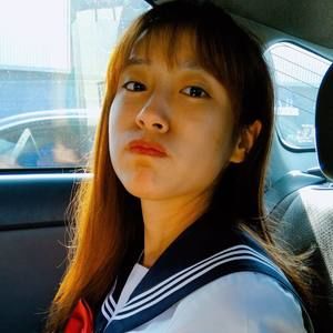 Meet your Posher, Lucy